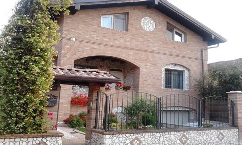 Sosta Fiera B&B Rho Bagian luar foto